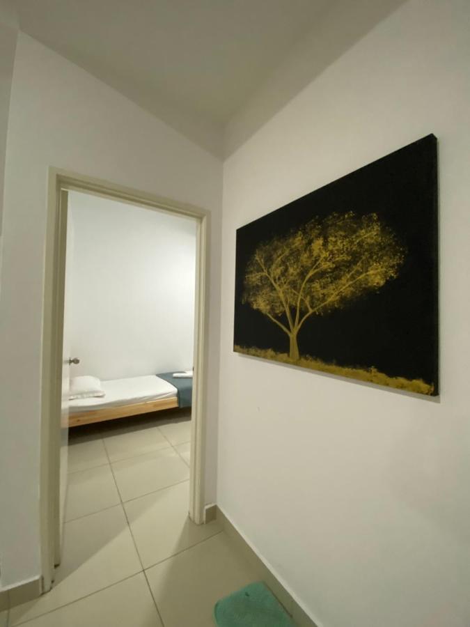 Desaru Happy Guest House D Exterior photo